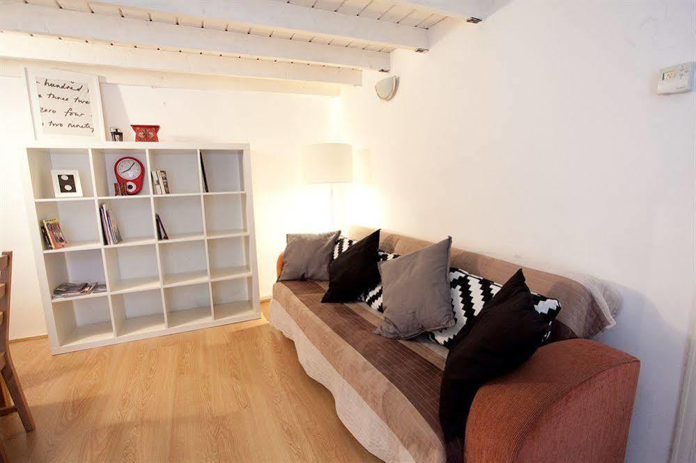 Budapest Easy Flat Opera Exterior foto